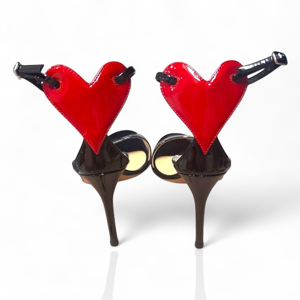 Gianvito Rossi Red Heart Heel Love Portofino 110 Black Patent IT 38 US 8 NWT - Picture 3 of 8